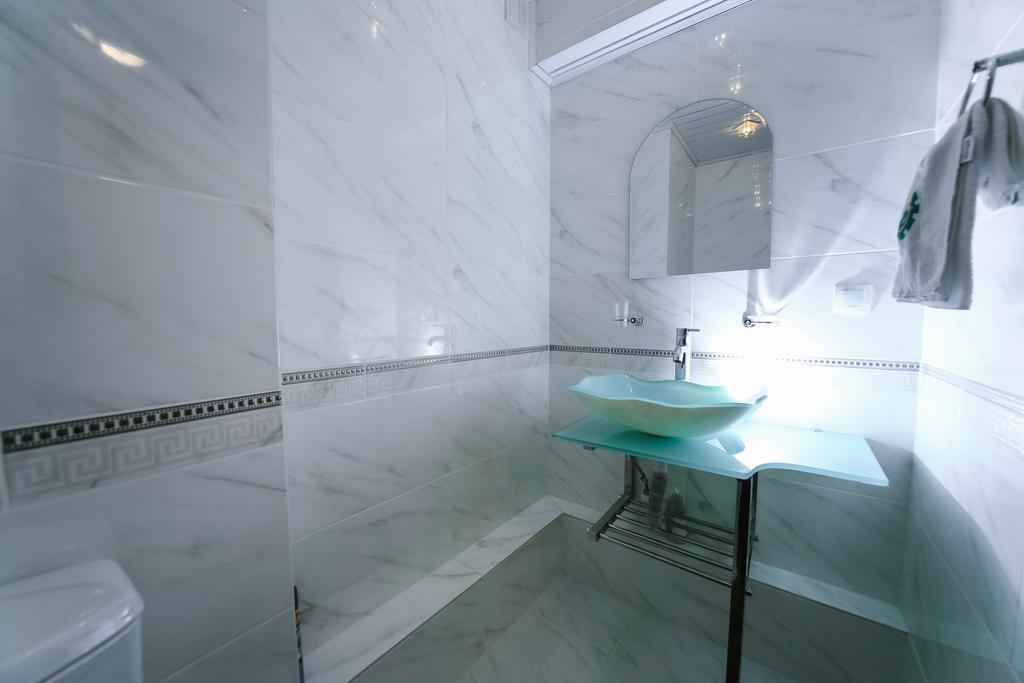 Sary Arka Hotel Pavlodar Esterno foto