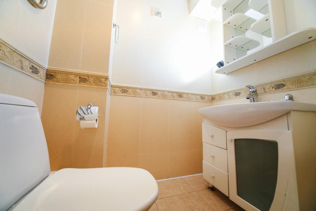 Sary Arka Hotel Pavlodar Esterno foto
