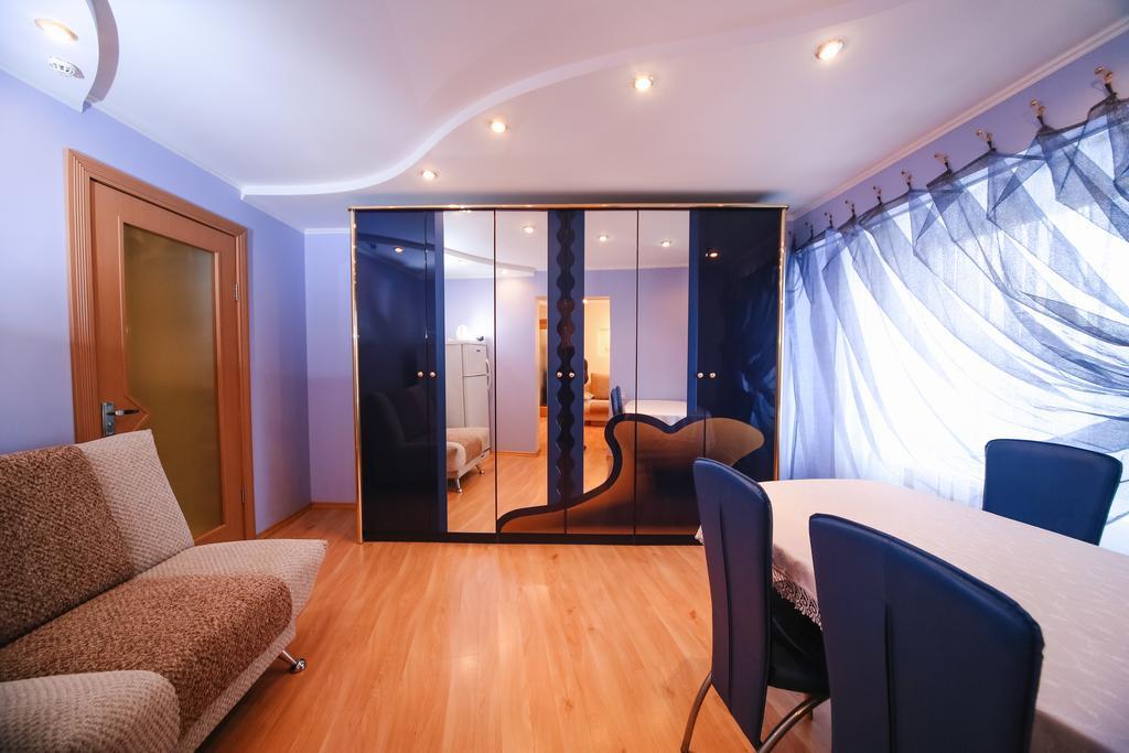 Sary Arka Hotel Pavlodar Esterno foto