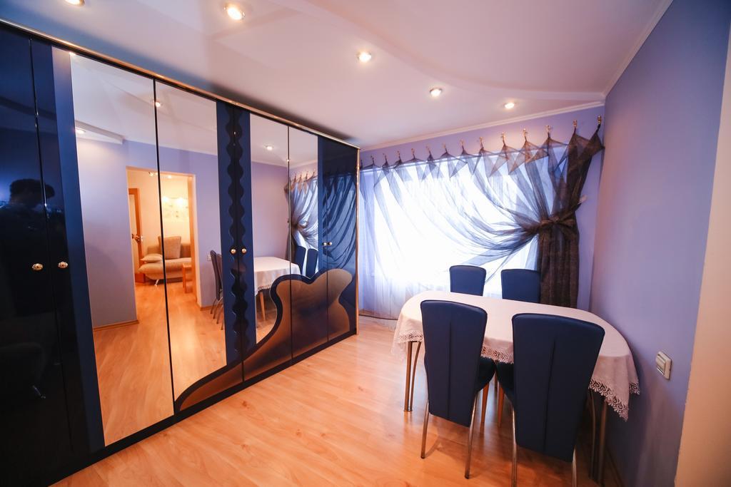 Sary Arka Hotel Pavlodar Esterno foto