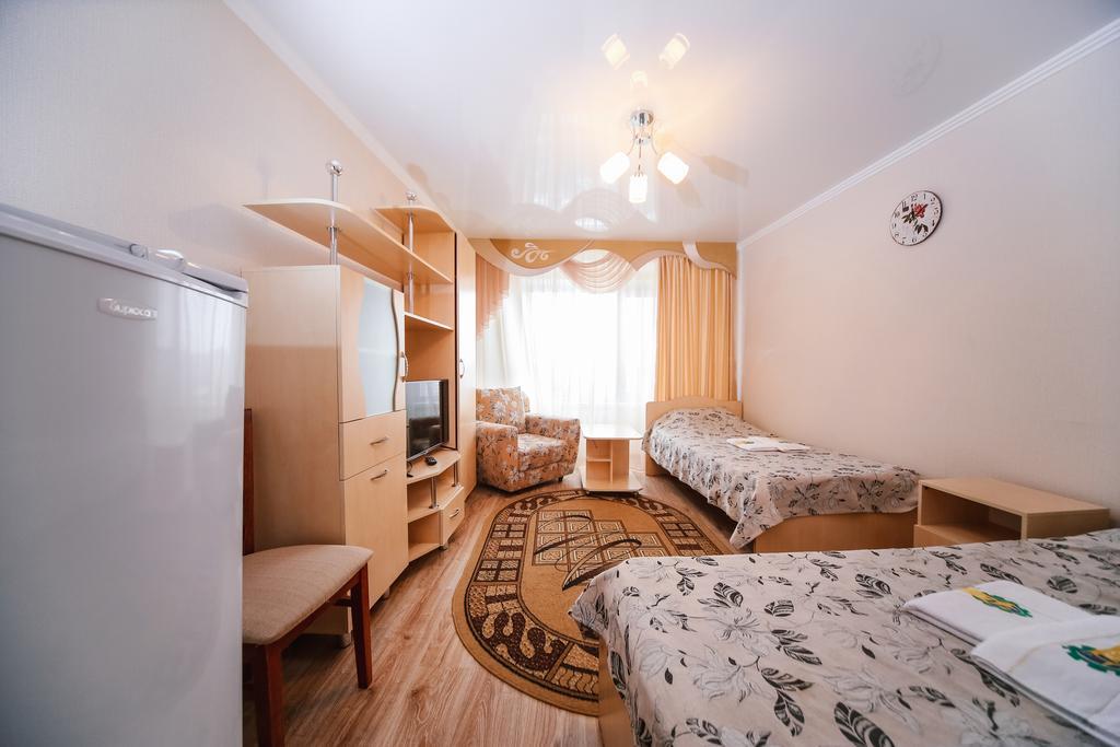 Sary Arka Hotel Pavlodar Esterno foto