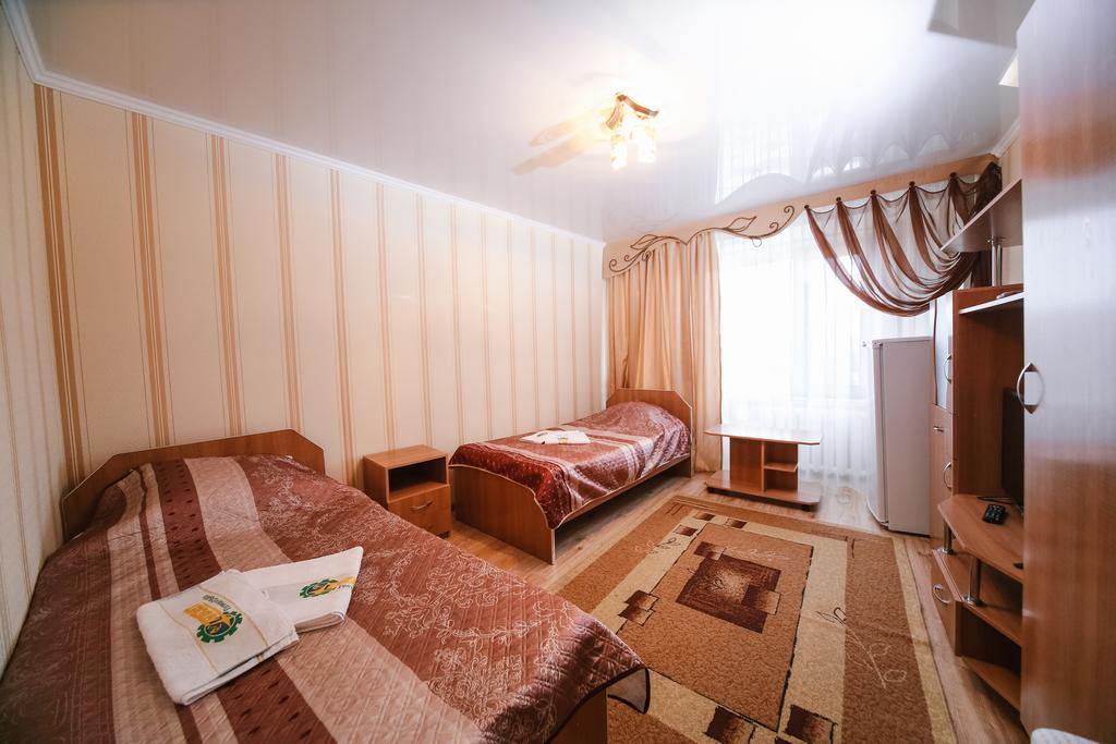 Sary Arka Hotel Pavlodar Esterno foto