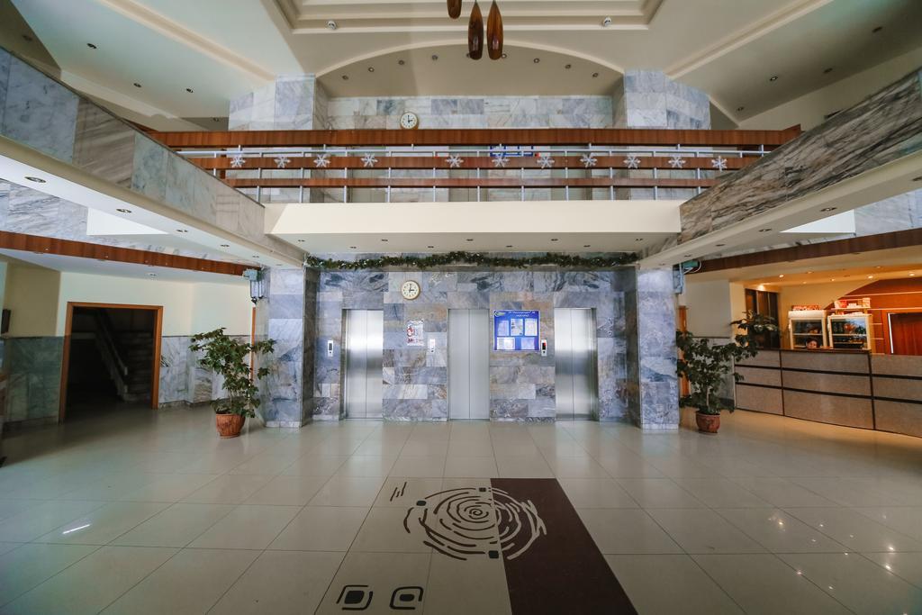 Sary Arka Hotel Pavlodar Esterno foto