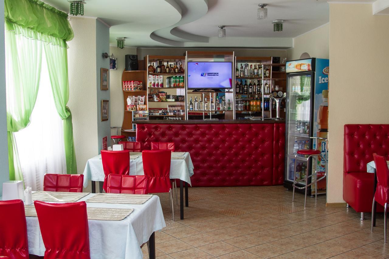 Sary Arka Hotel Pavlodar Esterno foto