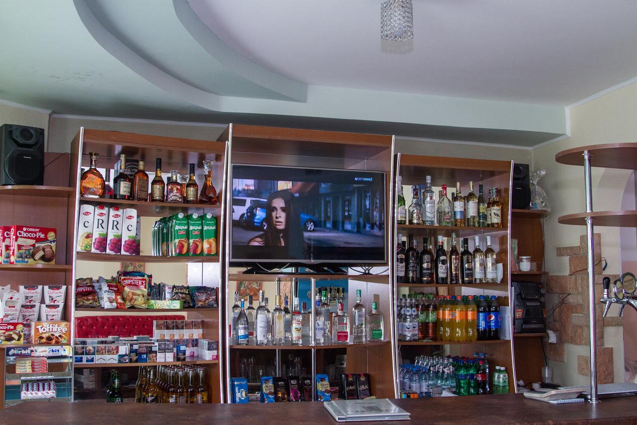 Sary Arka Hotel Pavlodar Esterno foto