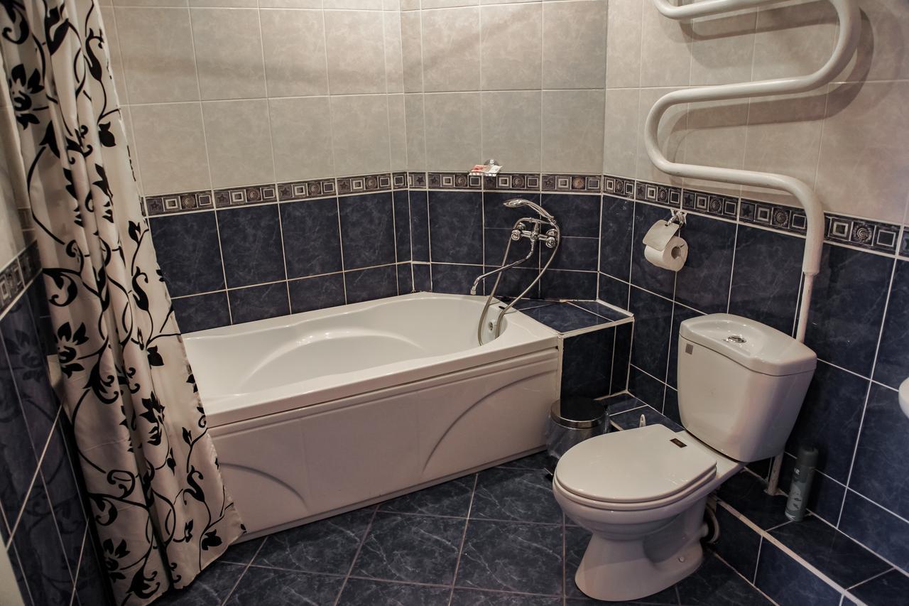 Sary Arka Hotel Pavlodar Esterno foto